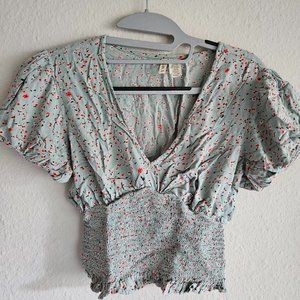 Cherry Blossom Floral Printed Vneck Crop Top Tee Tshirt Blouse Women's Medium M